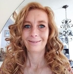 Meet your Posher, Jeanette